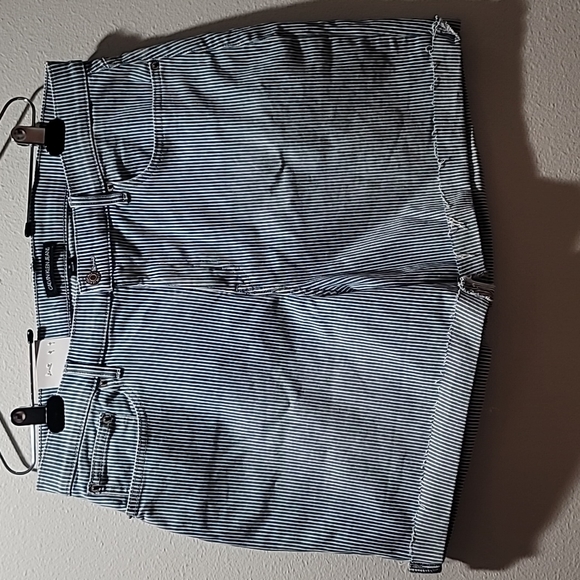 CALVIN KLEIN HIGH WAIST MOM JEAN SHORTS DENIM CUT OFF BLUE STRIPE CASUAL PANT 16 - Picture 13 of 14